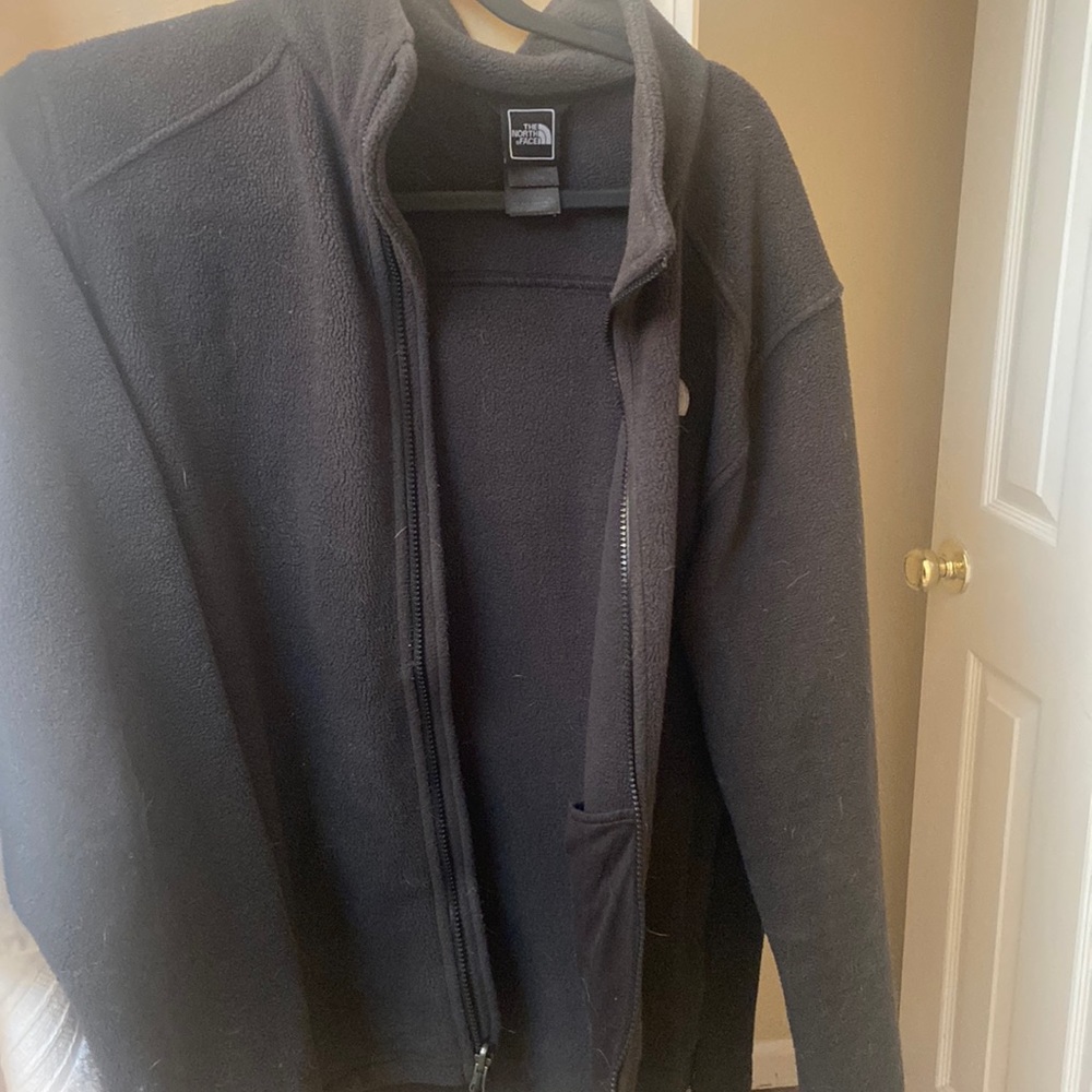 Men’s north face medium